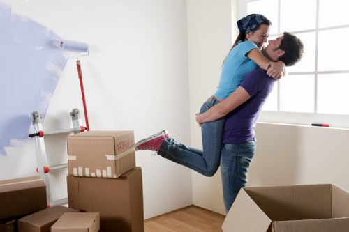 Moving truck service for Richmond upon Thames residential relocations