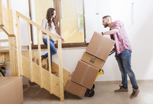 Flexible local van service for homes and businesses in Richmond upon Thames